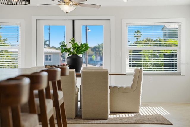 501 65TH STREET, Holmes Beach, FL 34217