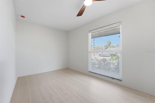 501 65TH STREET, Holmes Beach, FL 34217