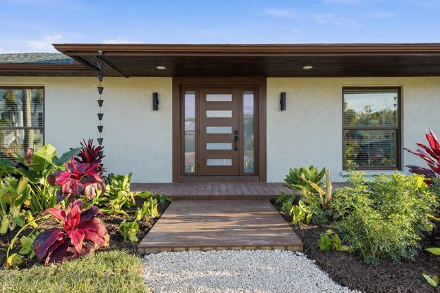 501 65TH STREET, Holmes Beach, FL 34217