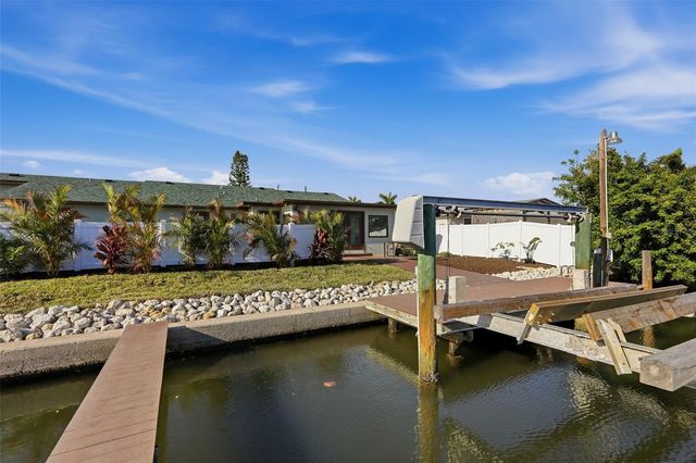 501 65TH STREET, Holmes Beach, FL 34217