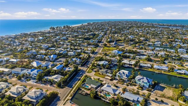501 65TH STREET, Holmes Beach, FL 34217