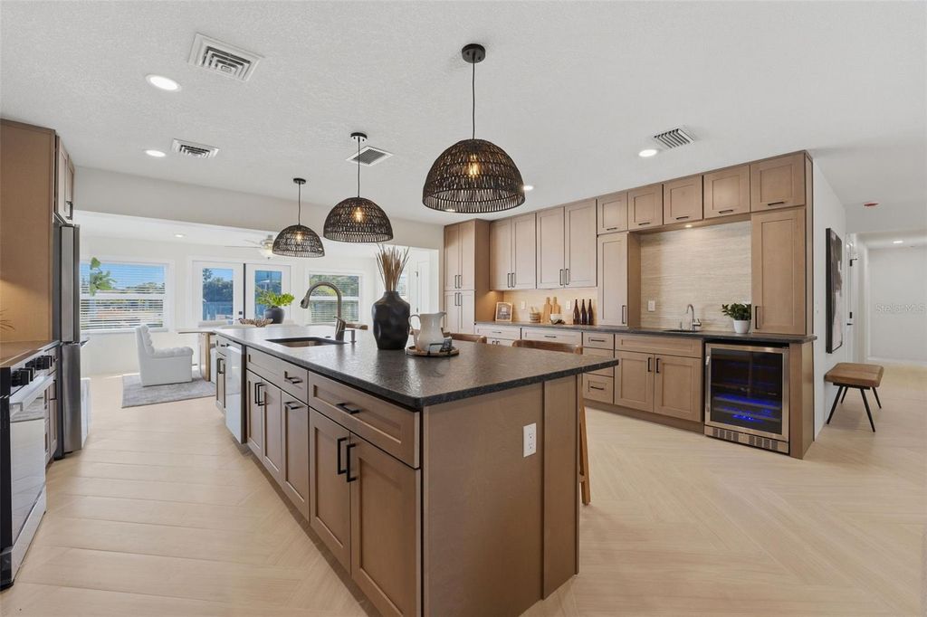 Image 18 of property listing at 501 65TH STREET, Holmes Beach, FL 34217