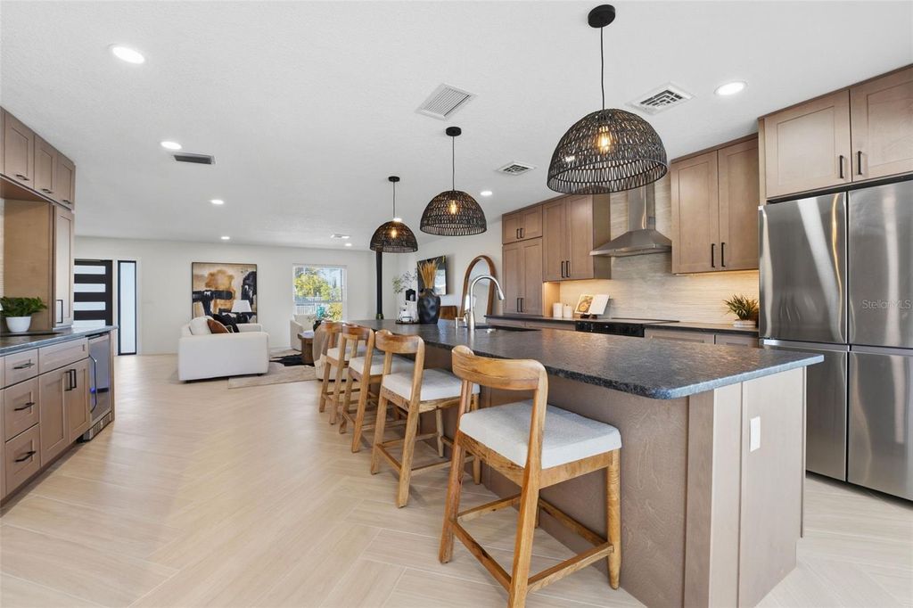 Image 21 of property listing at 501 65TH STREET, Holmes Beach, FL 34217