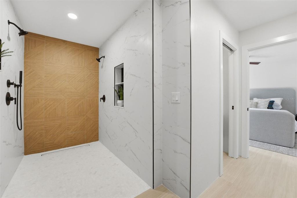 Image 32 of property listing at 501 65TH STREET, Holmes Beach, FL 34217