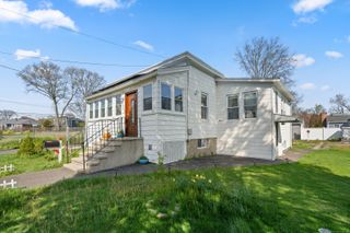 26 Porter Street, Stratford, CT 06614