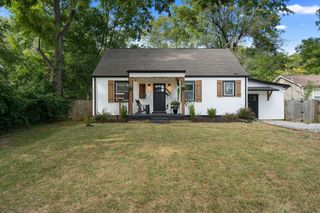 2707 Brunswick Dr, Nashville, TN 37207