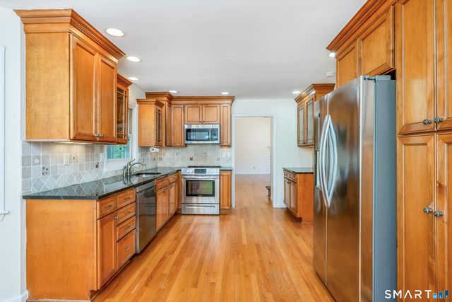 74 Hillside Lane, Monroe, CT 06468