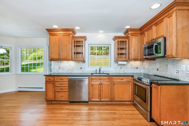 74 Hillside Lane, Monroe, CT 06468