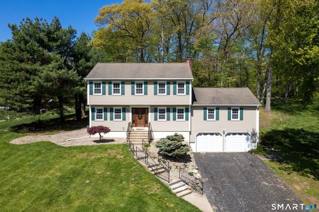 74 Hillside Lane, Monroe, CT 06468