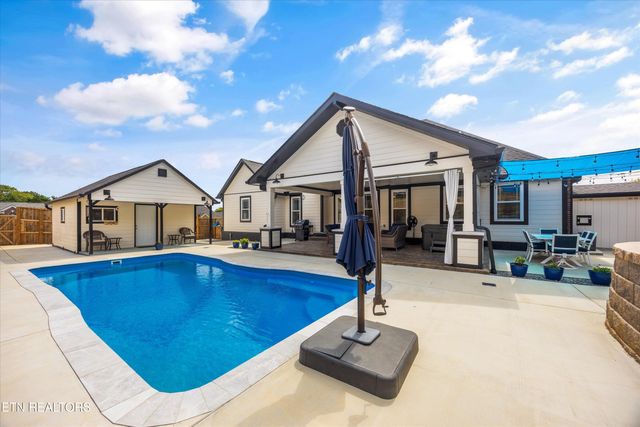 7933 Wells Scenic View Lane, Knoxville, TN 37938