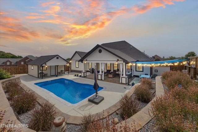 7933 Wells Scenic View Lane, Knoxville, TN 37938