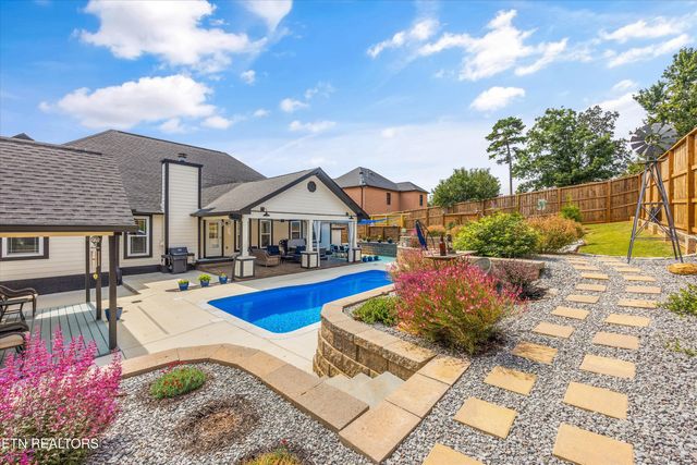 7933 Wells Scenic View Lane, Knoxville, TN 37938