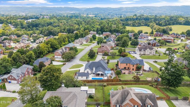 7933 Wells Scenic View Lane, Knoxville, TN 37938