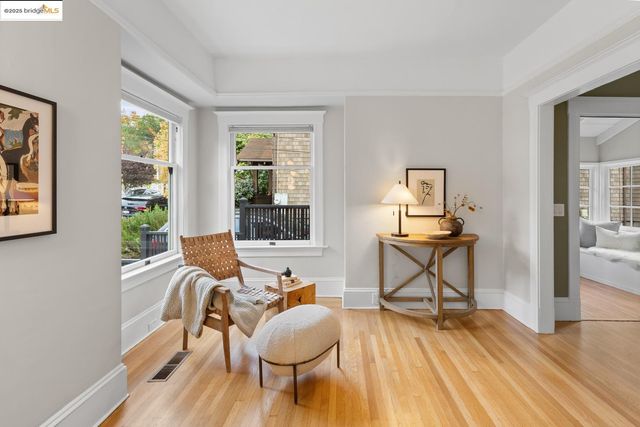 2644 Parker St, Berkeley, CA 94704