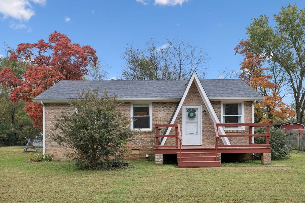 9002 Burleson Ln, Murfreesboro, TN 37129