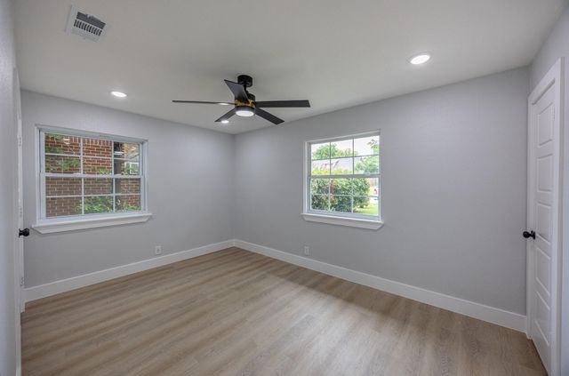1208 Andrews Street, Arlington, TX 76011