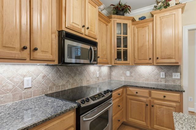 650 Bonita Pkwy, S, Hendersonville, TN 37075