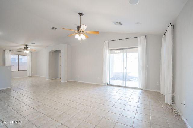 1314 E COTTONWOOD Road, San Tan Valley, AZ 85140