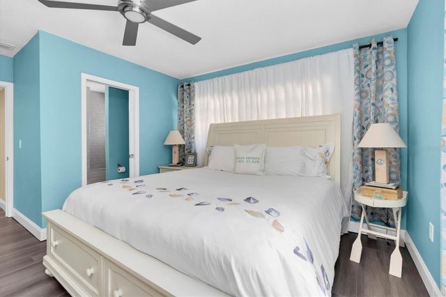 2534 MINEOLA DRIVE S, Largo, FL 33770