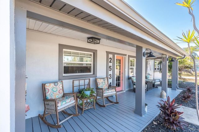 2534 MINEOLA DRIVE S, Largo, FL 33770