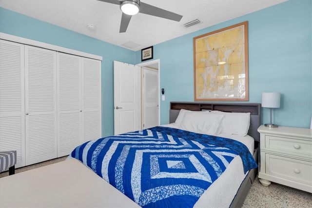 2534 MINEOLA DRIVE S, Largo, FL 33770