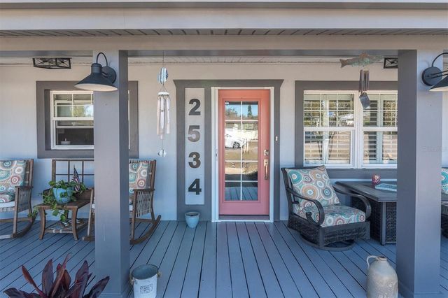 2534 MINEOLA DRIVE S, Largo, FL 33770