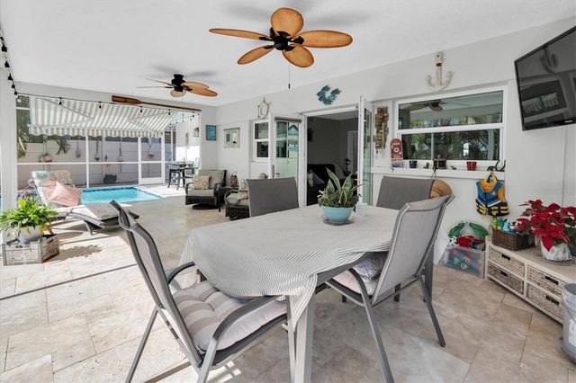 2534 MINEOLA DRIVE S, Largo, FL 33770