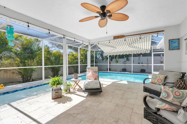 2534 MINEOLA DRIVE S, Largo, FL 33770