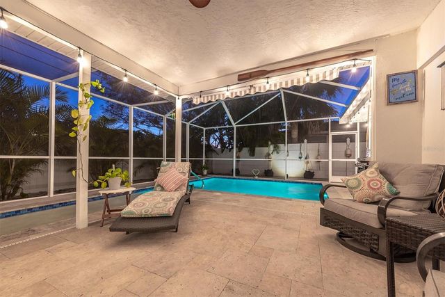 2534 MINEOLA DRIVE S, Largo, FL 33770