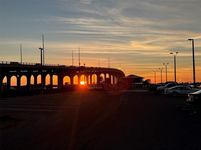 2534 MINEOLA DRIVE S, Largo, FL 33770