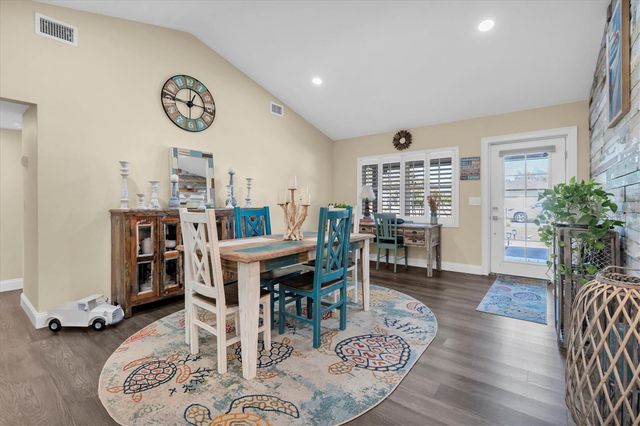 2534 MINEOLA DRIVE S, Largo, FL 33770