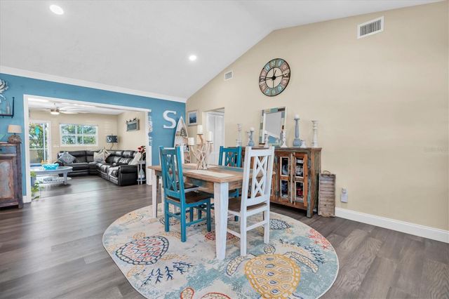 2534 MINEOLA DRIVE S, Largo, FL 33770