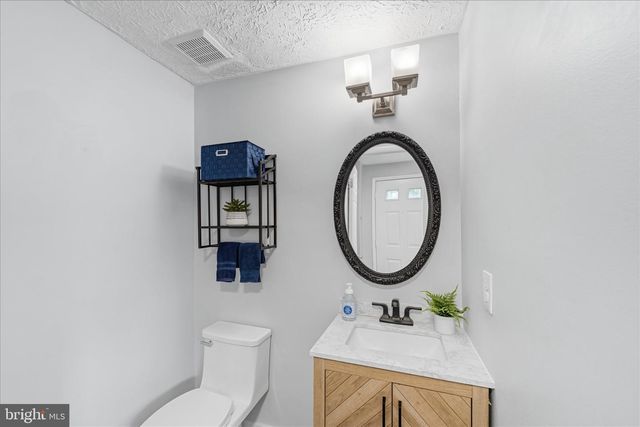8256 BURNING FOREST CT, Springfield, VA 22153