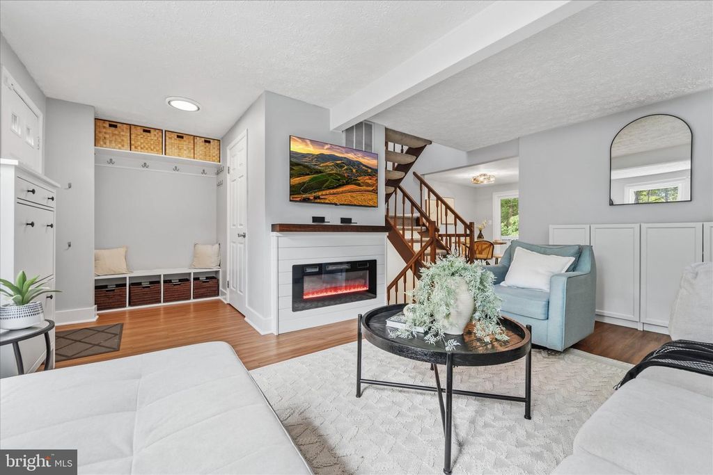 8256 BURNING FOREST CT, Springfield, VA 22153