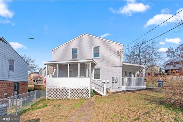 852 50TH PL NE, Washington, DC 20019