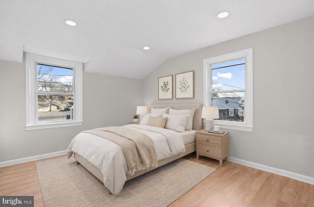 852 50TH PL NE, Washington, DC 20019