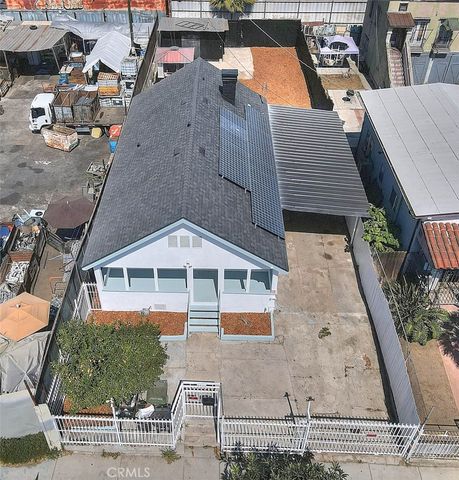 5506 Holmes Avenue, Los Angeles, CA 90058