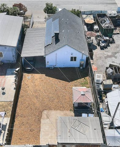 5506 Holmes Avenue, Los Angeles, CA 90058