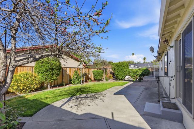 339 El Portal Way, San Jose, CA 95123