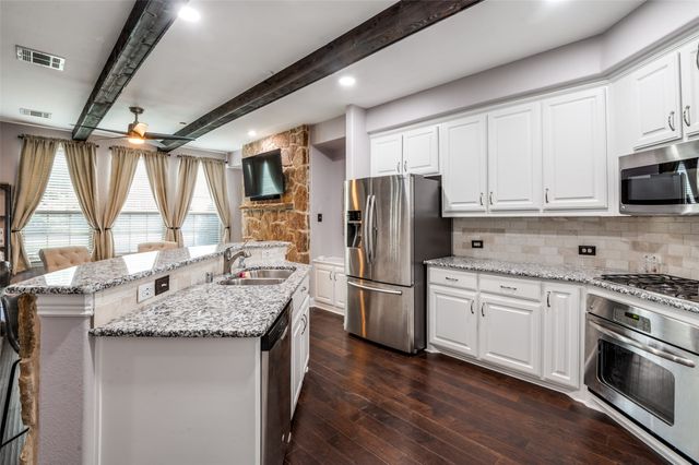 5707 Headquarters Drive, Plano, TX 75024