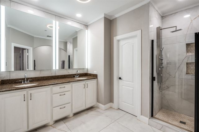 5707 Headquarters Drive, Plano, TX 75024