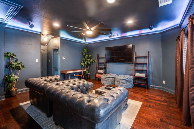 5707 Headquarters Drive, Plano, TX 75024
