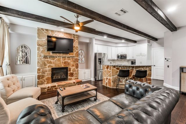 5707 Headquarters Drive, Plano, TX 75024