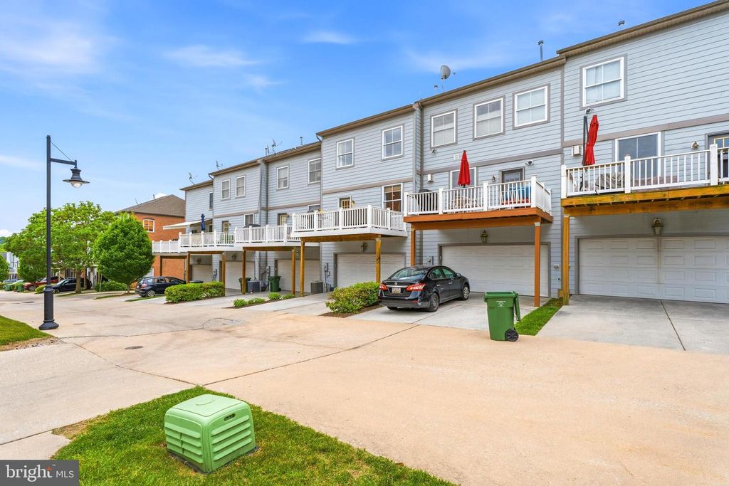 Image 35 of property listing at 2088 CLIPPER PARK ROAD, Baltimore, MD 21211