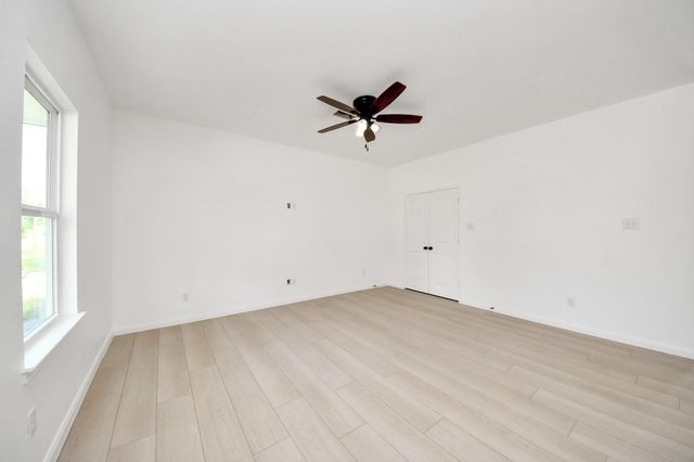 1813 Thompson Street, La Marque, TX 77568