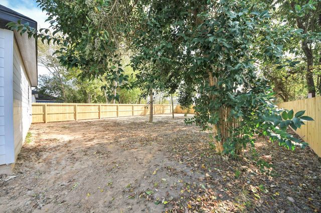 1813 Thompson Street, La Marque, TX 77568