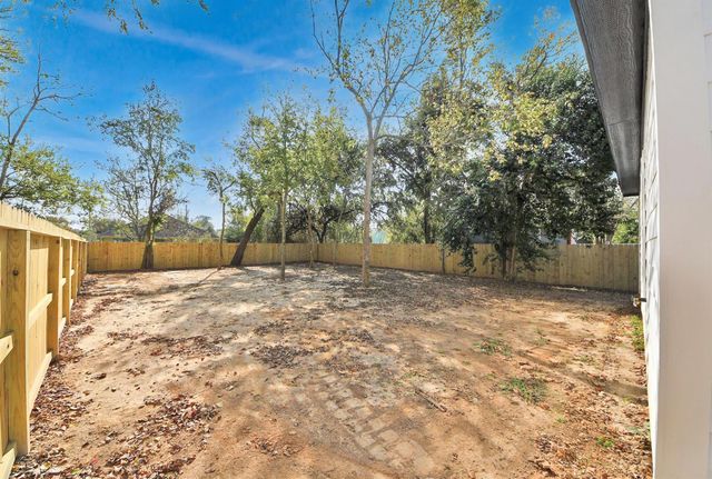 1813 Thompson Street, La Marque, TX 77568