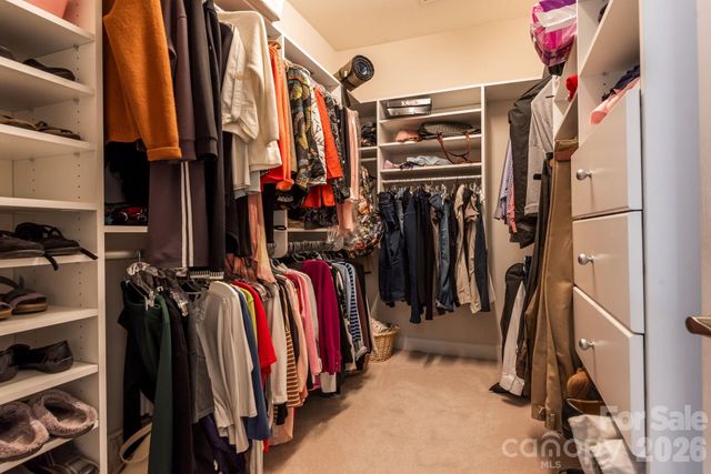 8124 Oratorio Place, Charlotte, NC 28270