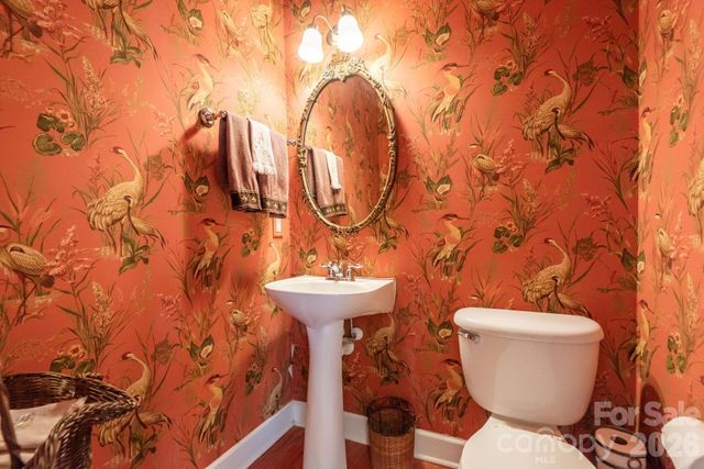 8124 Oratorio Place, Charlotte, NC 28270