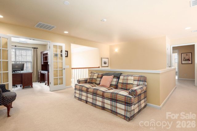 8124 Oratorio Place, Charlotte, NC 28270